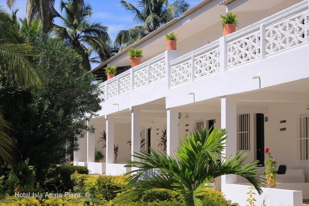 Hotel Dorado Plaza Punta Arena Плайя-де-Пунта-Арена Экстерьер фото