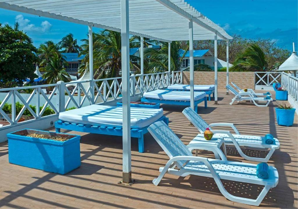 Hotel Dorado Plaza Punta Arena Плайя-де-Пунта-Арена Экстерьер фото
