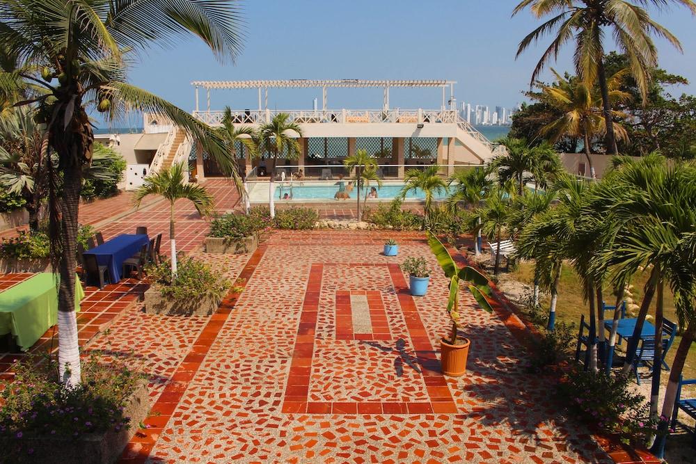Hotel Dorado Plaza Punta Arena Плайя-де-Пунта-Арена Экстерьер фото